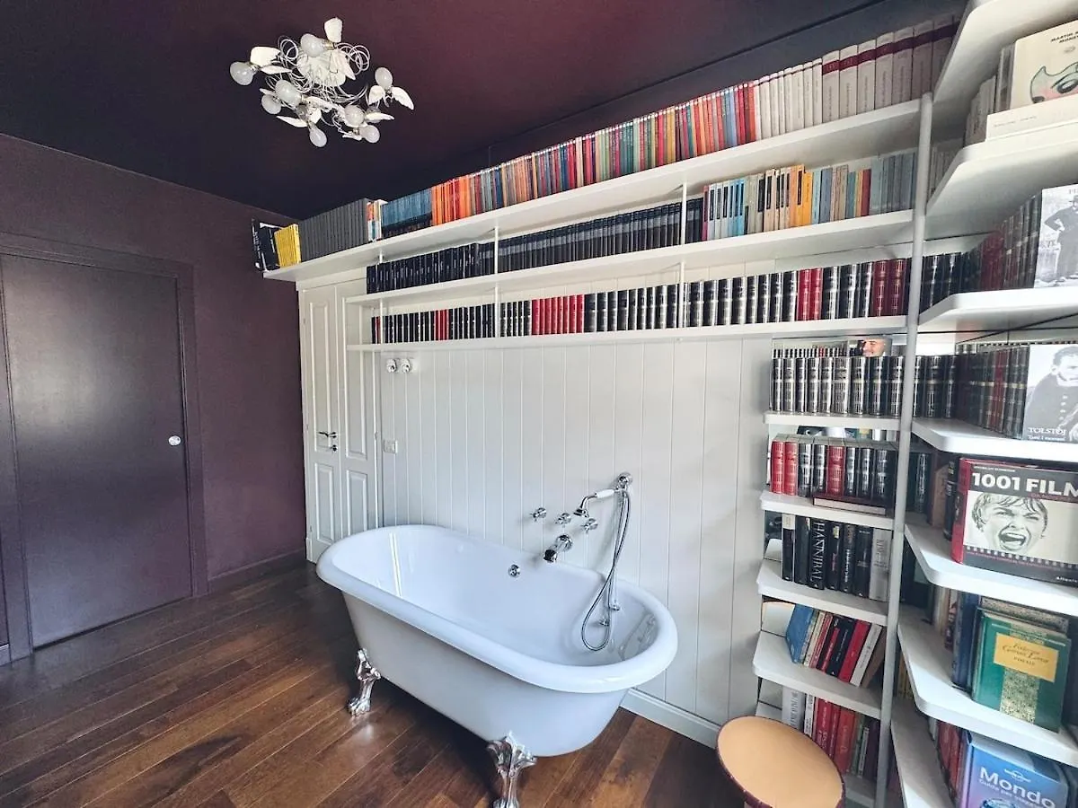 Gaia Boutique Apartment Desenzano del Garda Itálie